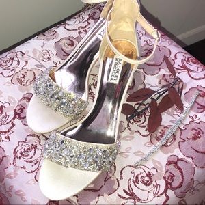 Badgley Mischka Block Heels